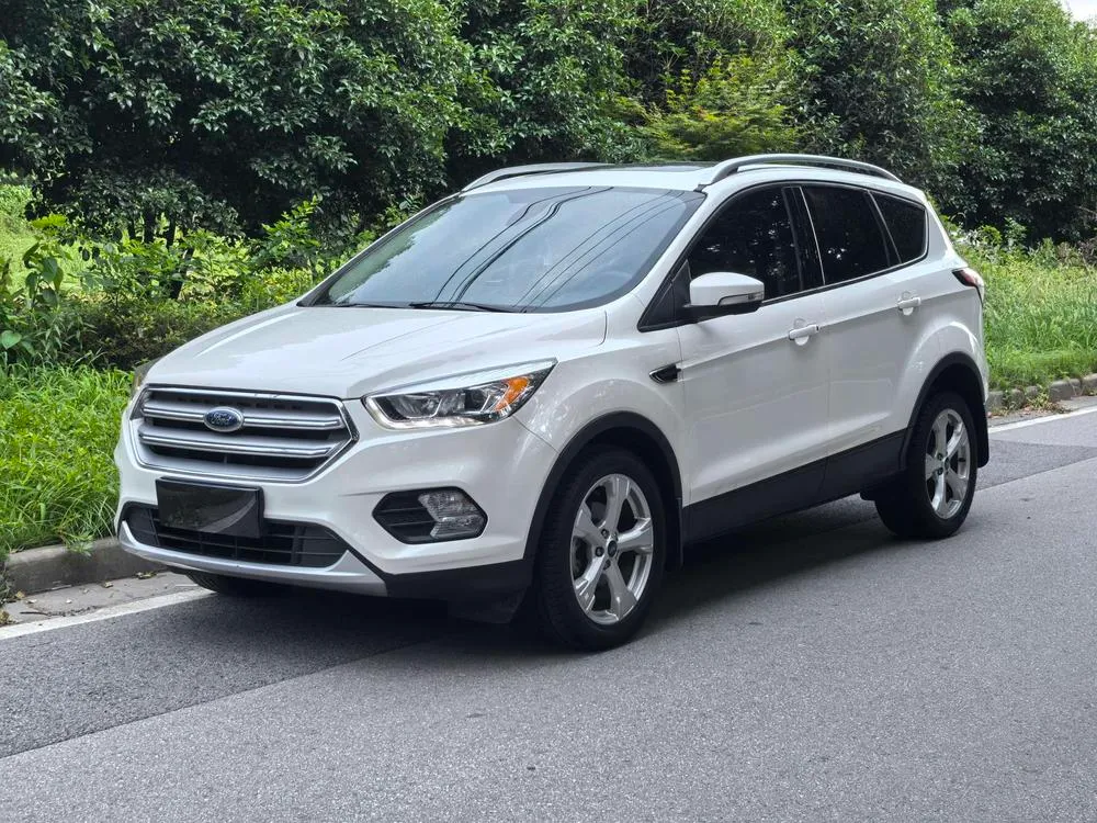Ford Kuga, 2017