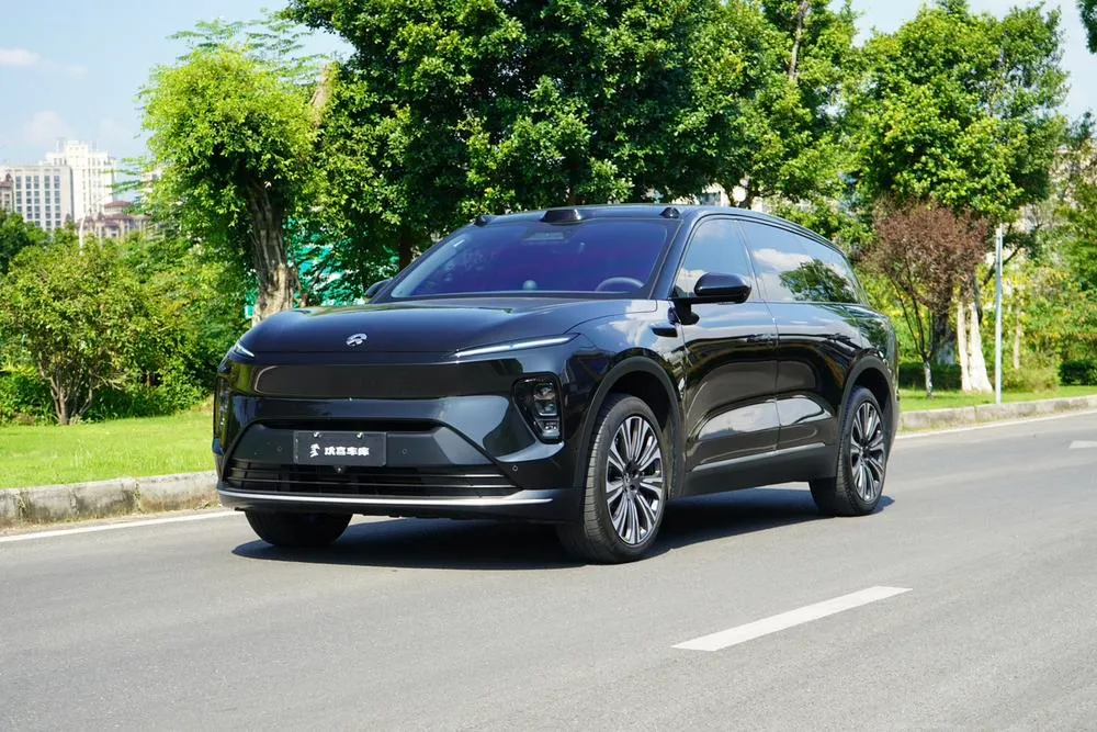NIO ES8, 2024