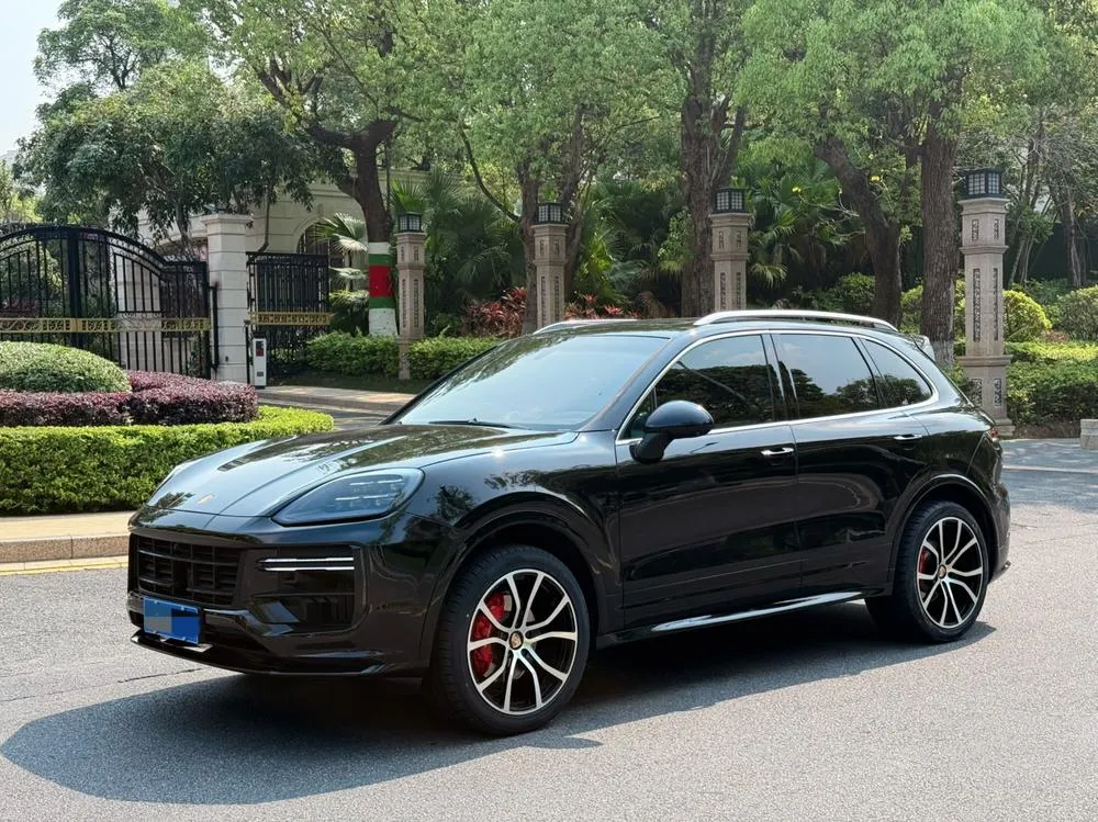 Porsche Cayenne, 2011