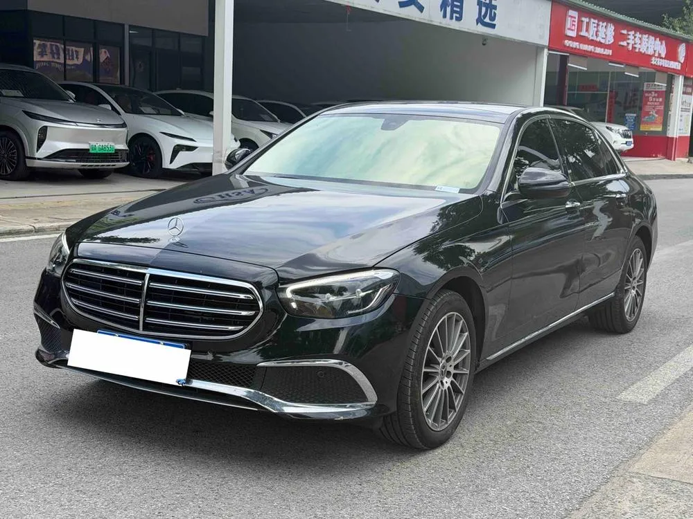 Mercedes-Benz E-Class, 2022