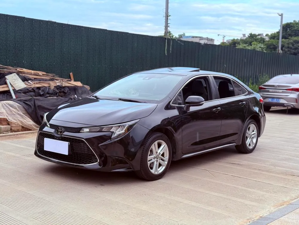 Toyota Levin 185T CVT Luxury Edition, 2021 — фото 1