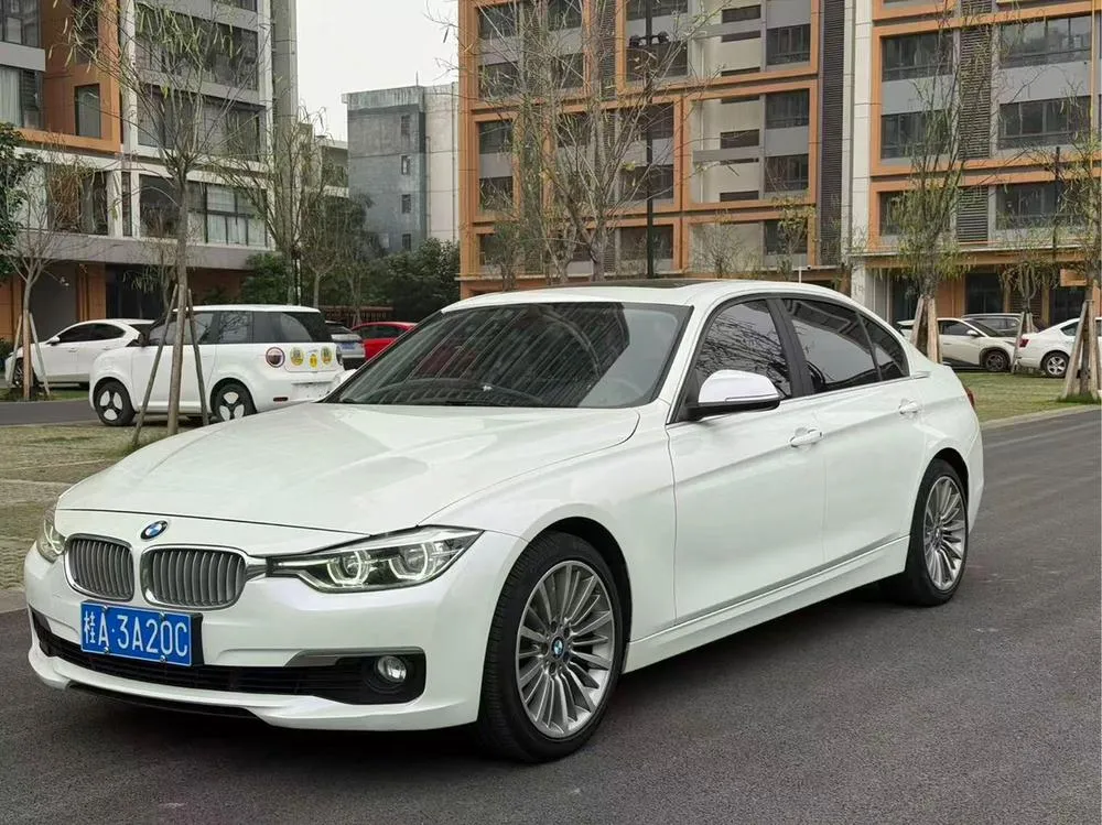BMW 3-Series, 2019