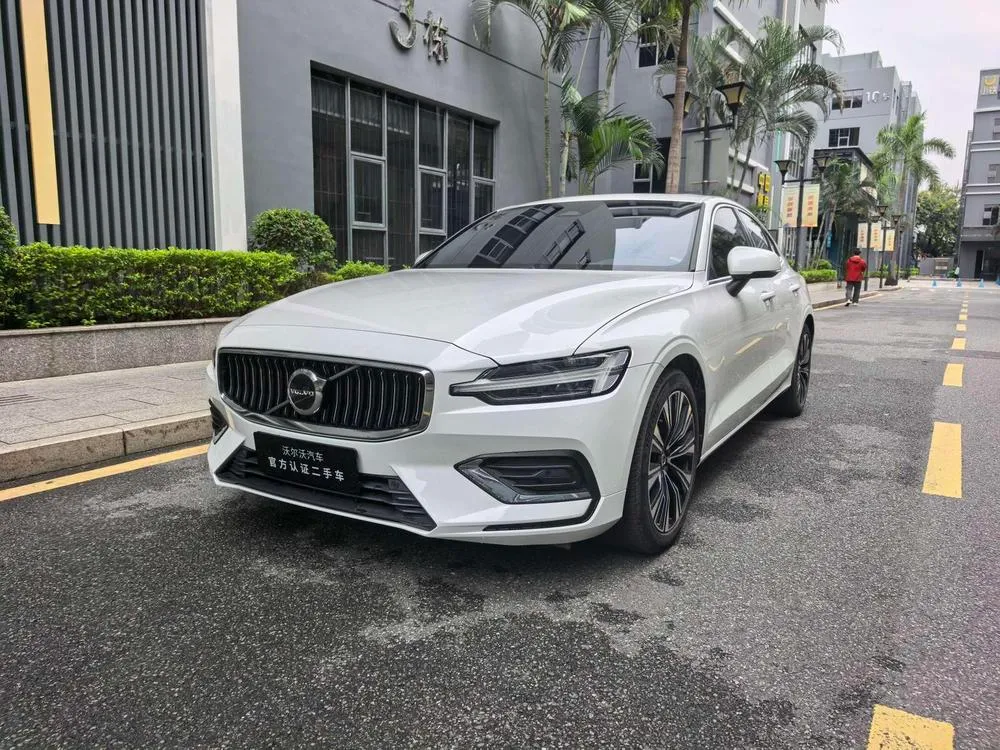 Volvo S60, 2024