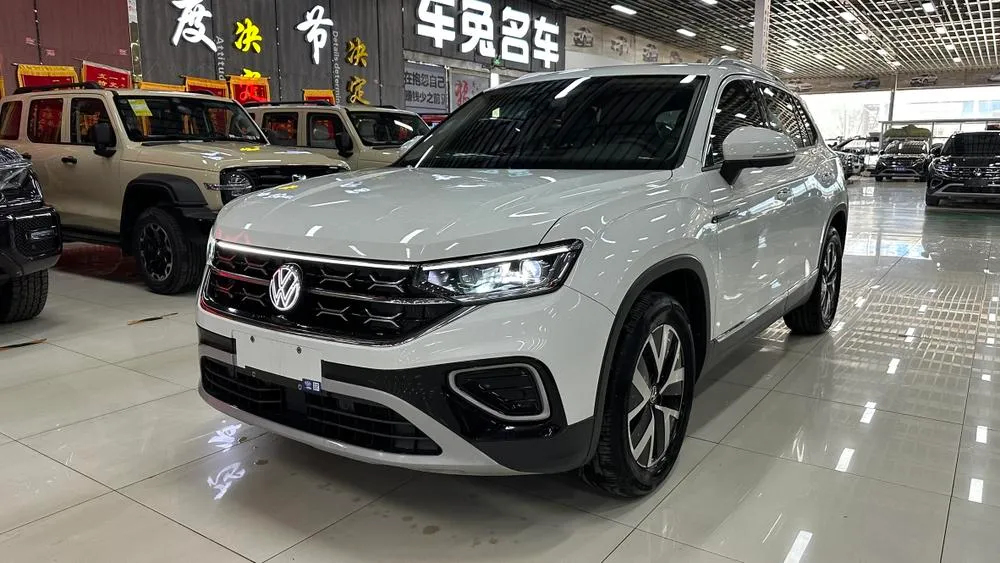 Volkswagen Tayron 280TSI 2WD Luxury Plus Edition, 2023 — фото 1