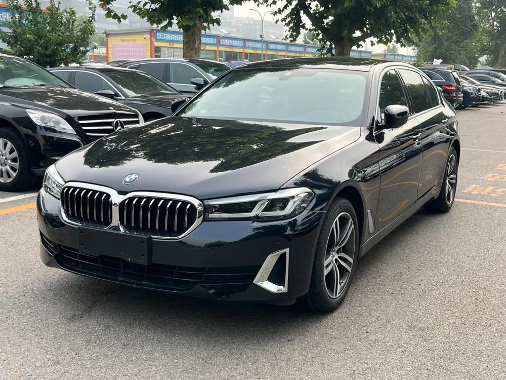 BMW 5-Series, 2021