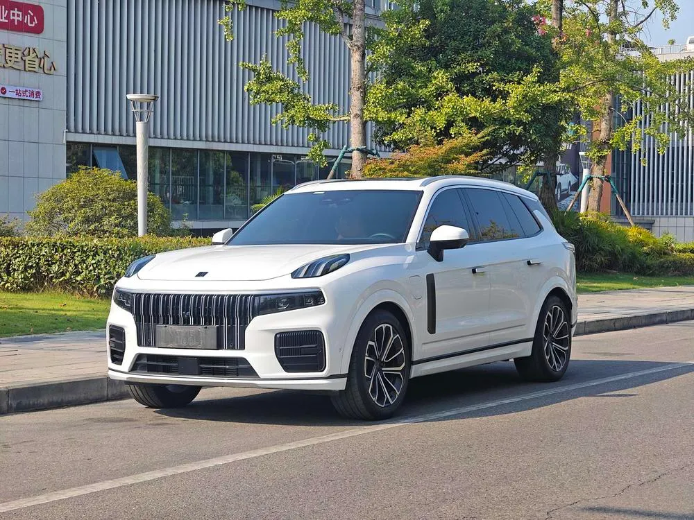 Lynk & Co 09 EM-P, 2023
