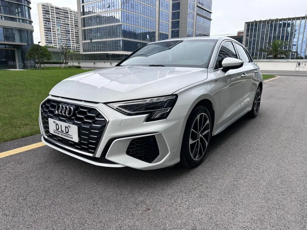 Audi A3 Sportback 35 TFSI Sport Version, 2022 — фото 1