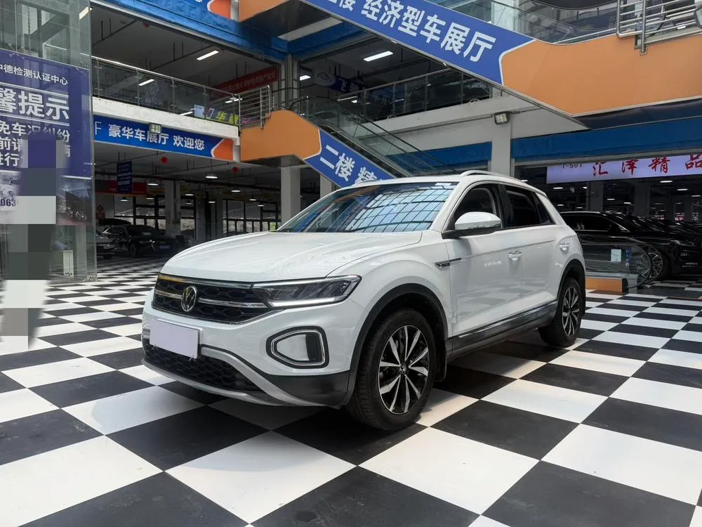 Volkswagen T-Roc, 2023