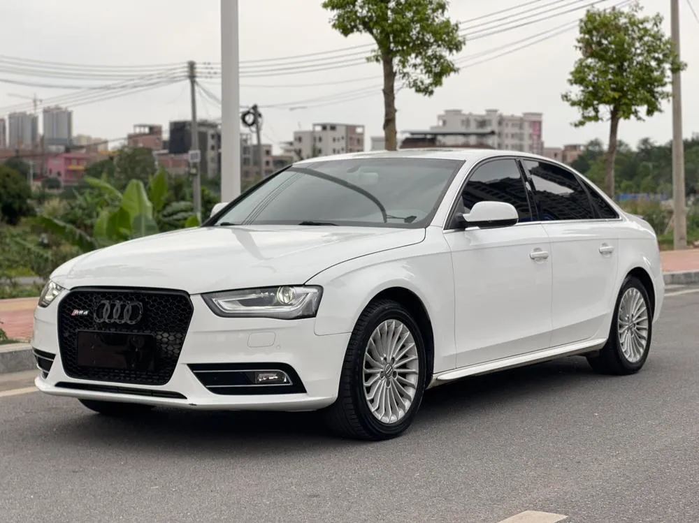 Audi A4L 35 TFSI Auto Standard Version, 2015 — фото 1