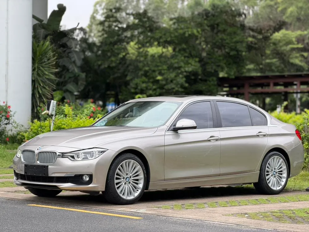 BMW 3-Series, 2018