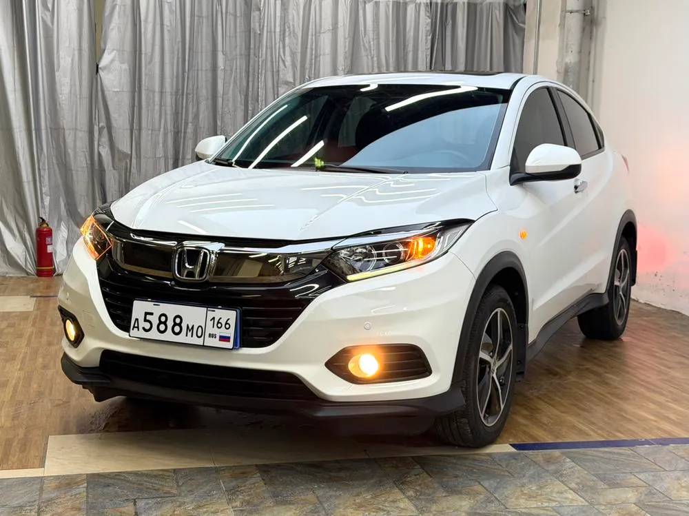 Honda Vezel 1.5L CVT Edition, 2020 — фото 1