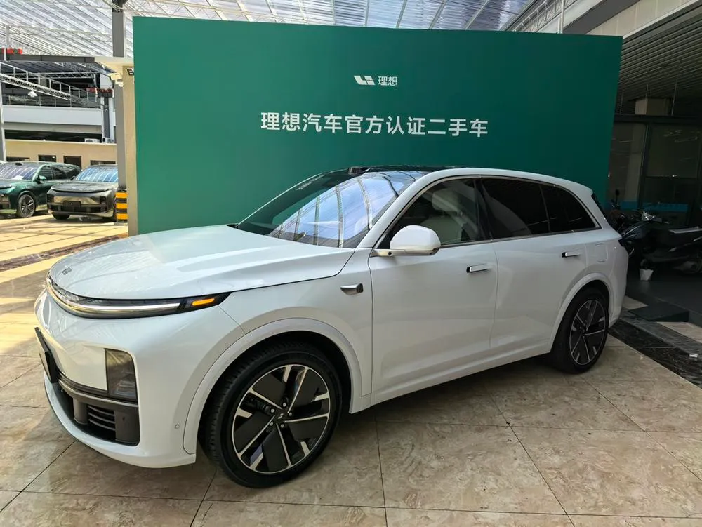 Li Auto L7, 2025