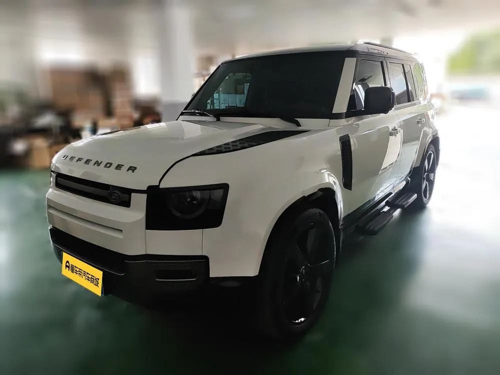 Land Rover Defender, 2024