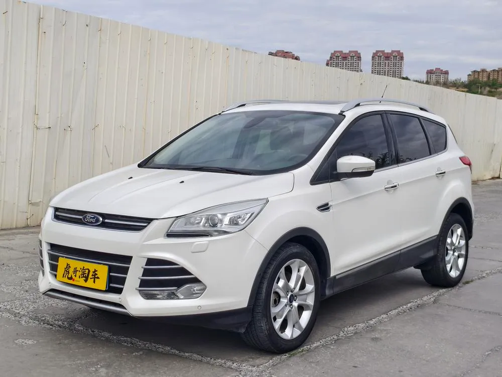 Ford Kuga, 2015