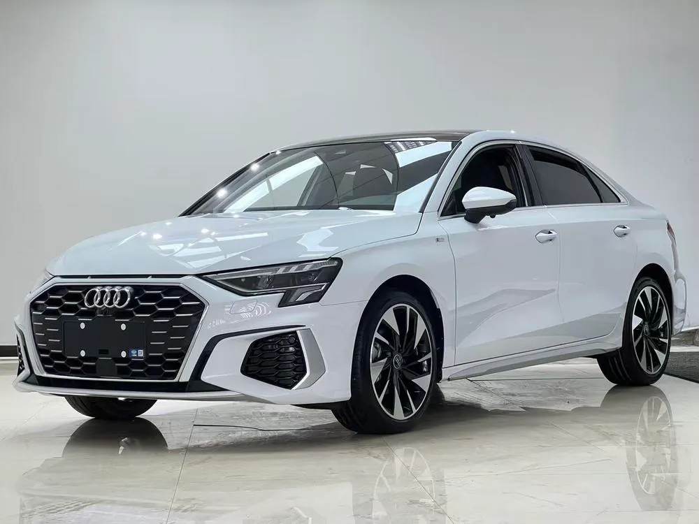 Audi A3 A3L Limousine 35 TFSI Fashion Sport Version, 2023 — фото 1