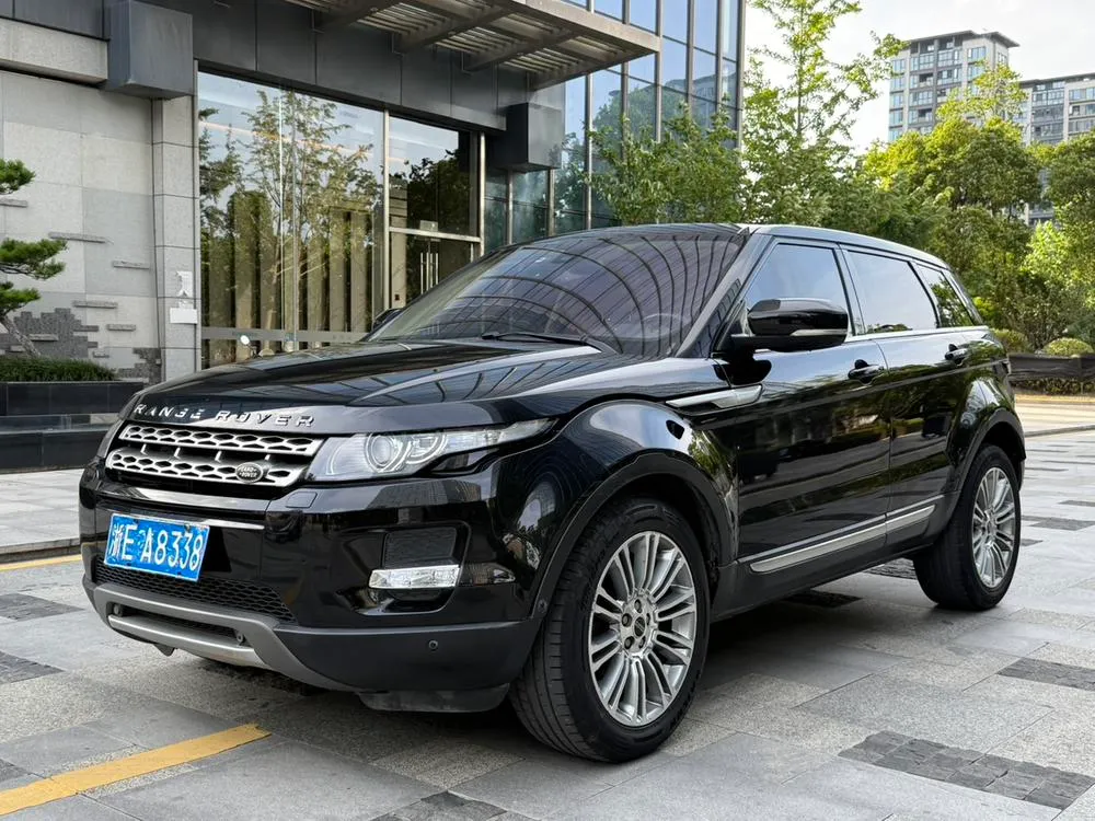 Land Rover Range Rover Evoque (Import) 2.0T 5 Edition, 2012 — фото 1