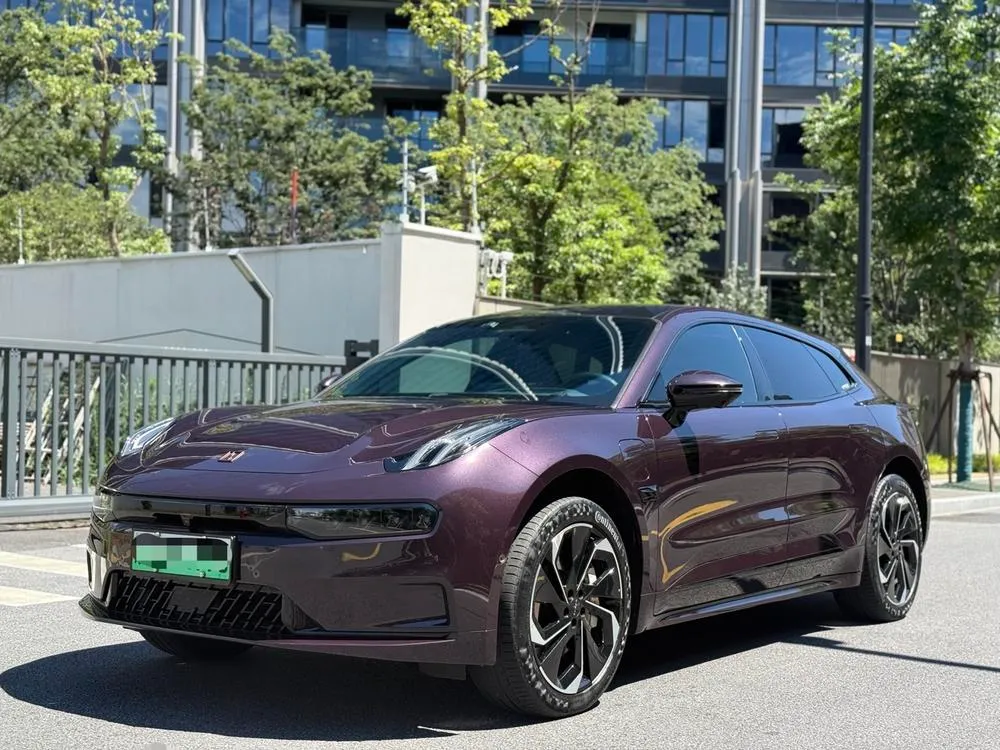 Zeekr 001 Extended Range Dual Motor YOU Edition, 2022 — фото 1