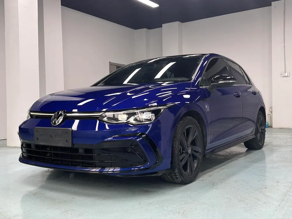 Volkswagen Golf, 2023