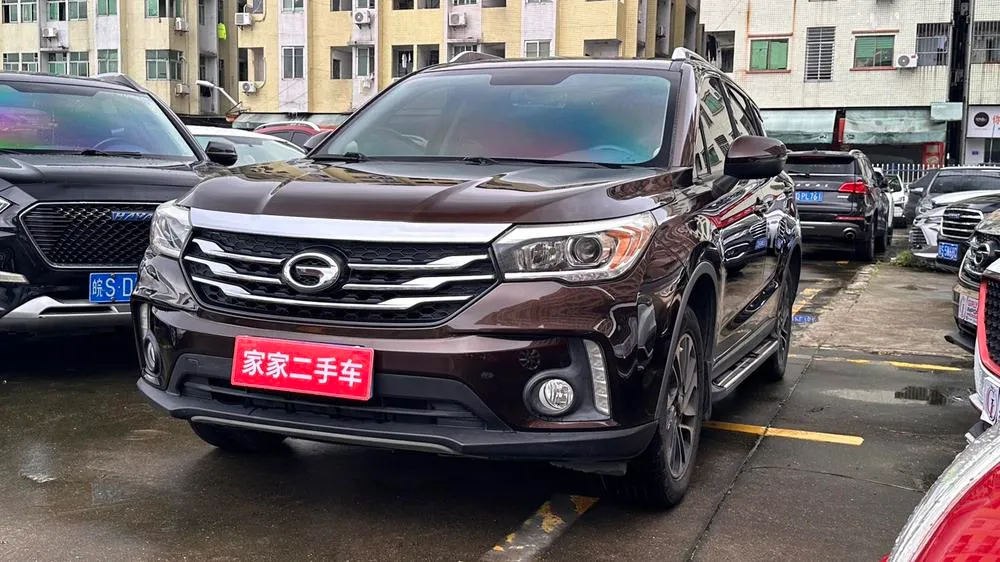 GAC Trumpchi Trumpchi GS4 235T Auto 2WD Luxury Smart Connected Edition, 2017 — фото 1