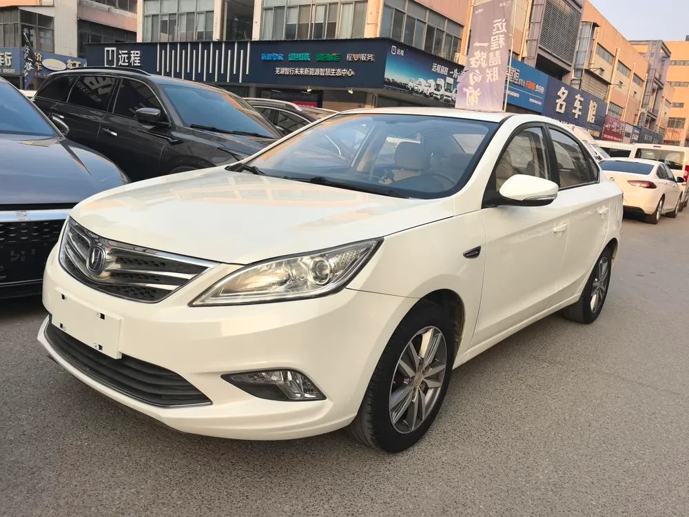 Changan Eado 1.6L Manual Luxury Version CN4, 2015 — фото 1