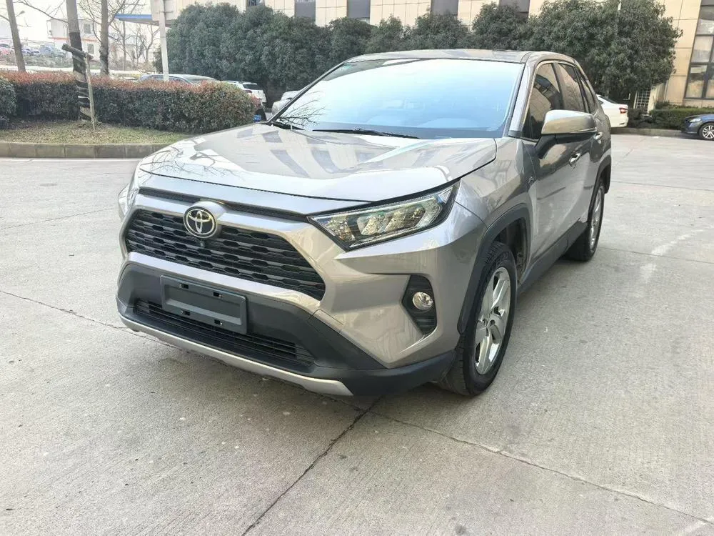 Toyota RAV4 2.0L CVT 2WD Edition, 2021 — фото 1