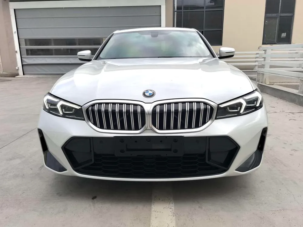 BMW 3-Series 320Li M Sport, 2023 — фото 1