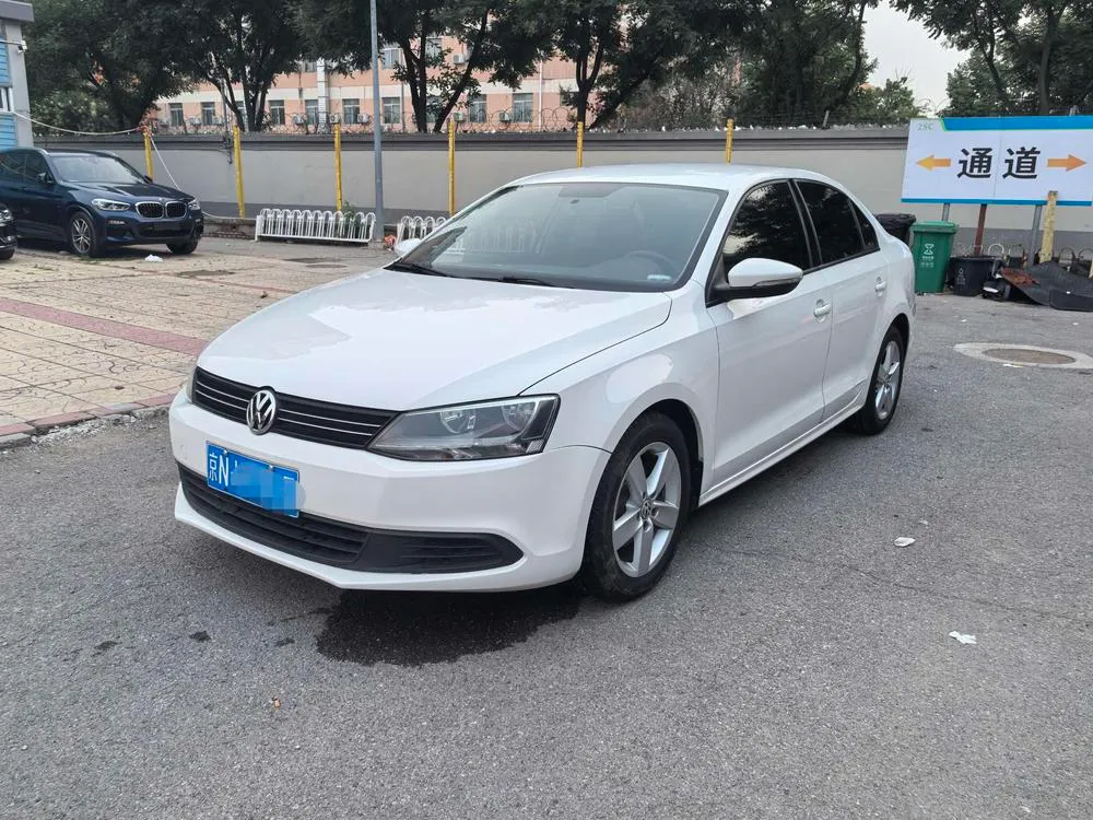Volkswagen Sagitar 1.6L Auto Fashion Version, 2012 — фото 1