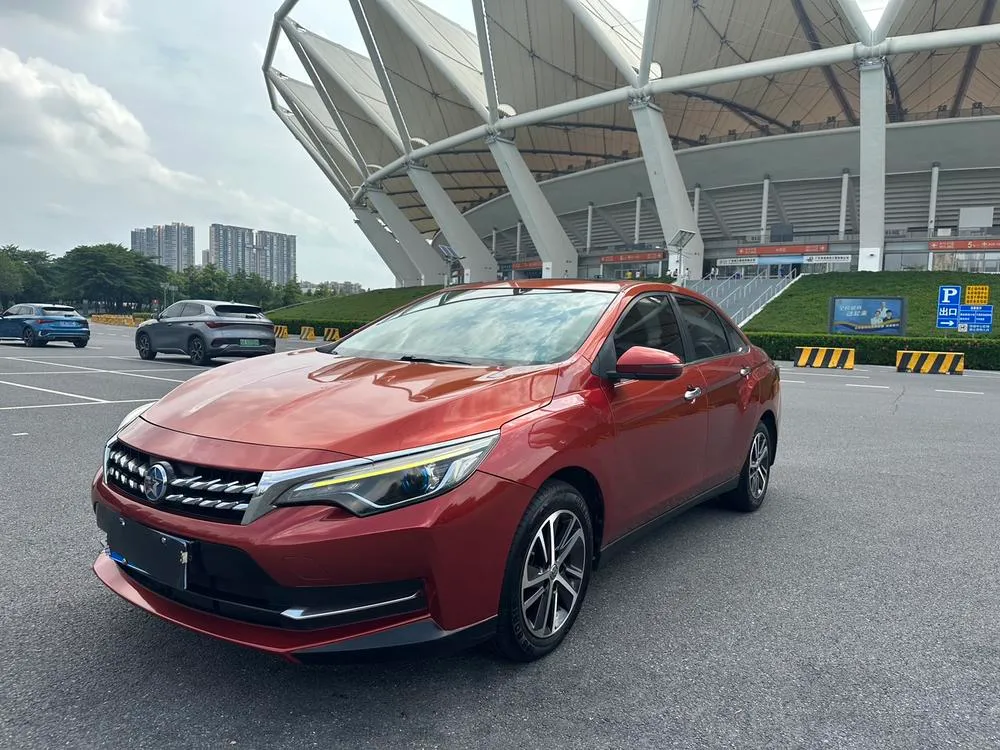 Venucia D60 1.6L CVT Smart Connected Elite Edition, 2018 — фото 1