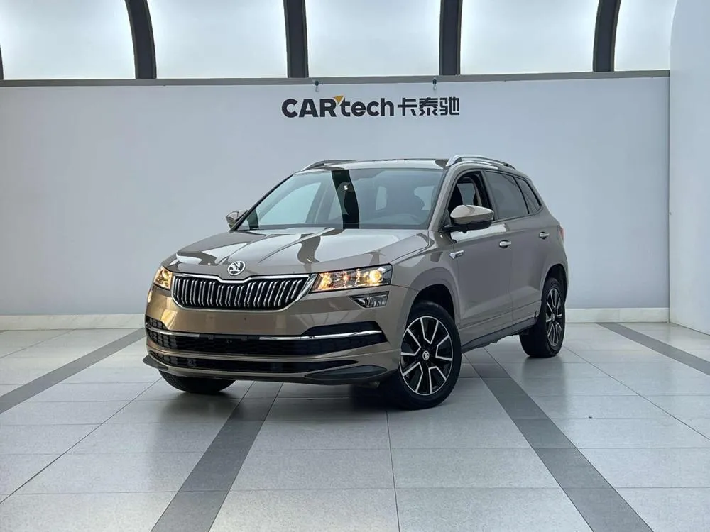 Skoda Karoq TSI280 Prestige Edition, 2022 — фото 1