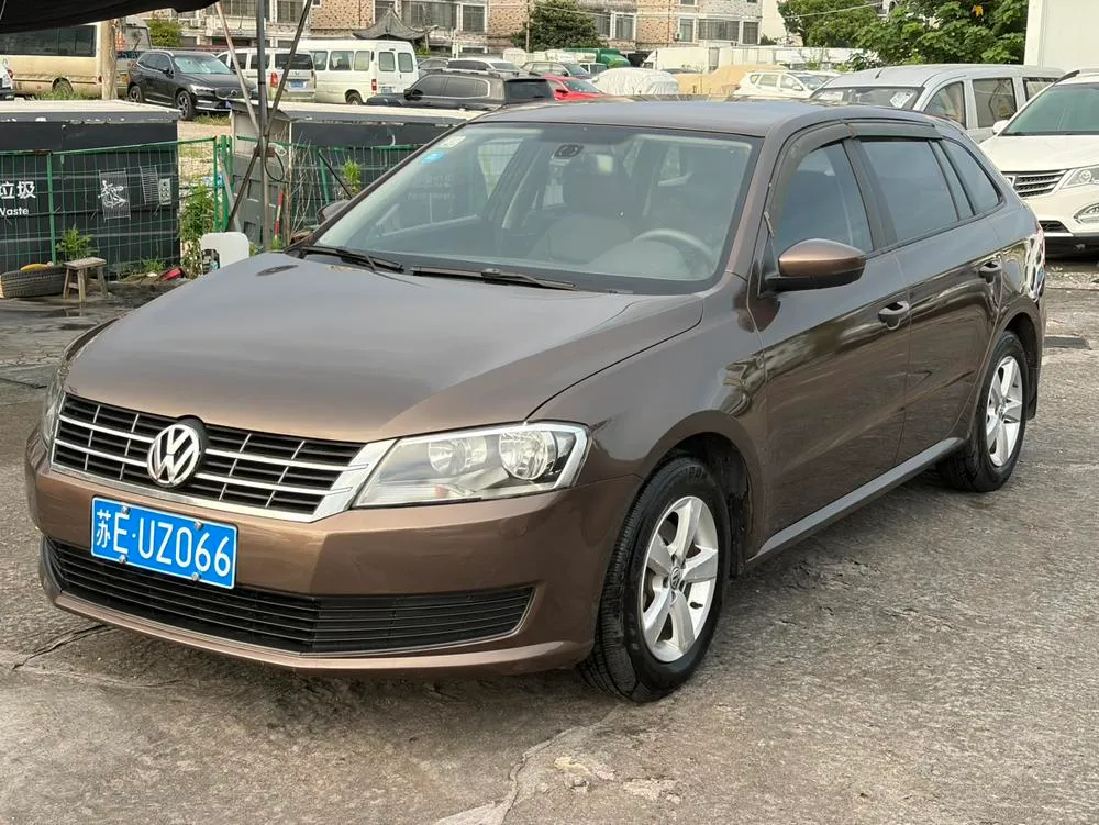 Volkswagen Gran Lavida 1.6L Auto Style Version, 2013 — фото 1