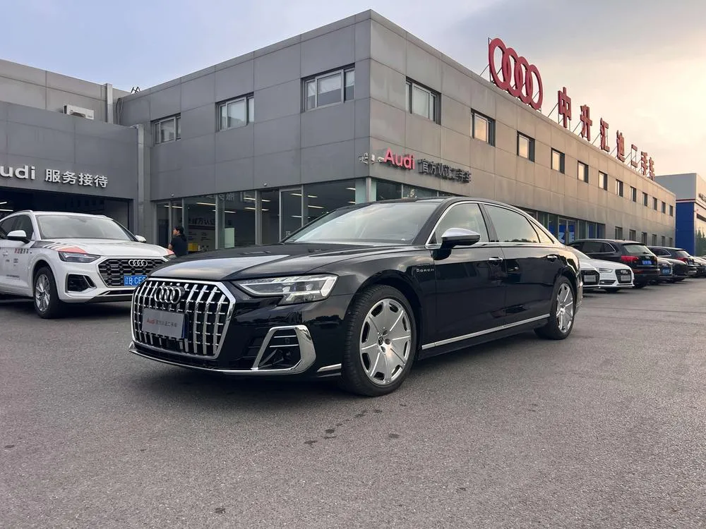 Audi A8 A8L 55 TFSI Horch версия, 2025 — фото 1