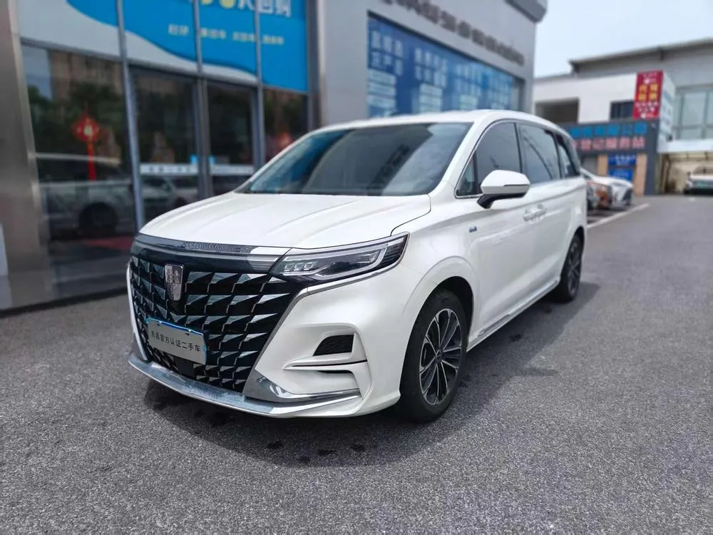 Roewe iMAX8, 2023