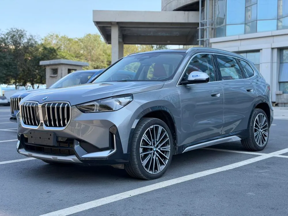 BMW X1 xDrive25Li M Sport, 2023 — фото 1