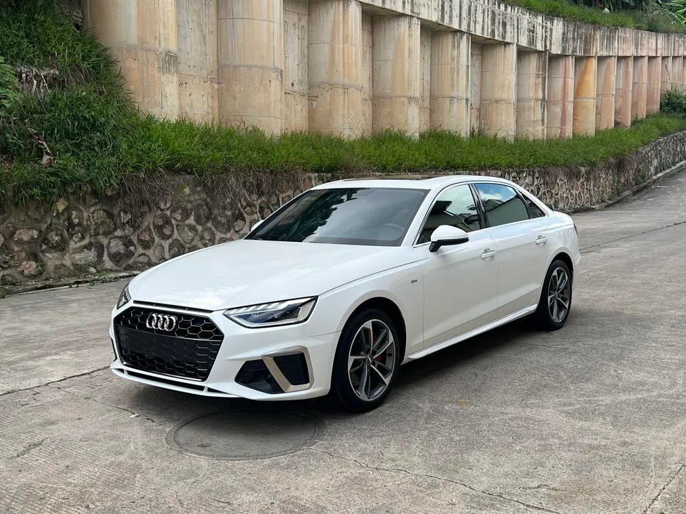 Audi A4L, 2020