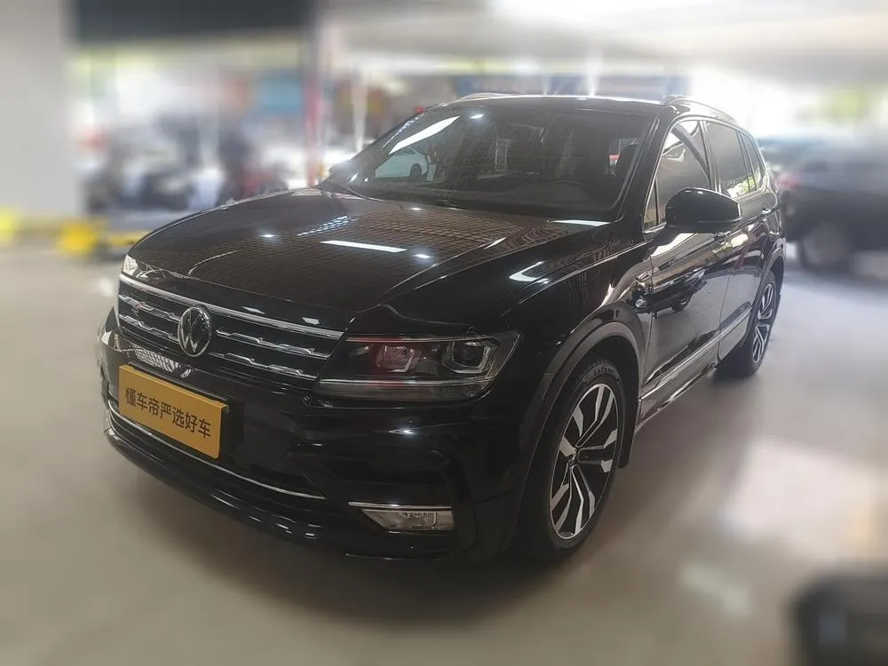 Volkswagen Tiguan L 330TSI Auto 2WD R-Line Edition, 2021 — фото 1
