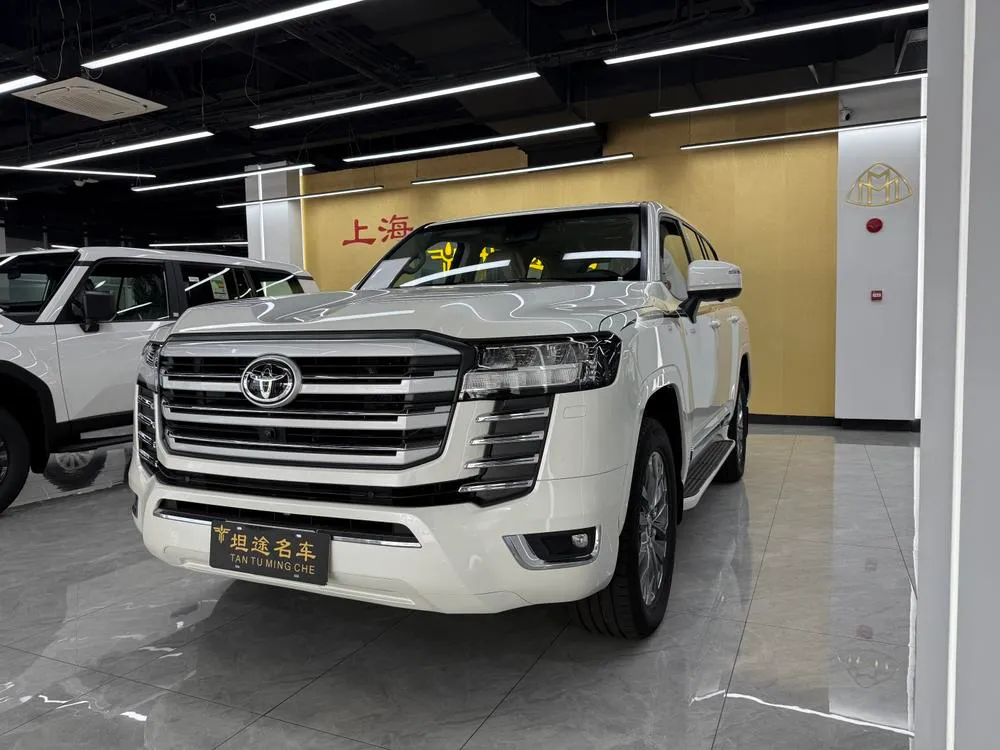 Toyota Land Cruiser (Import), 2026