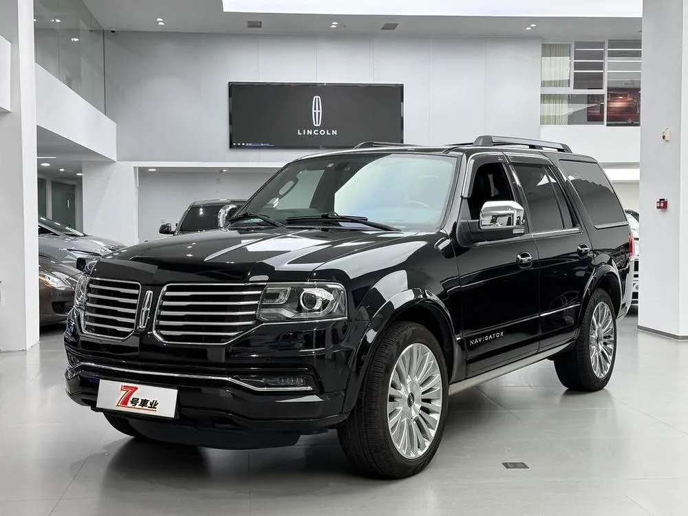 Lincoln Navigator, 2016
