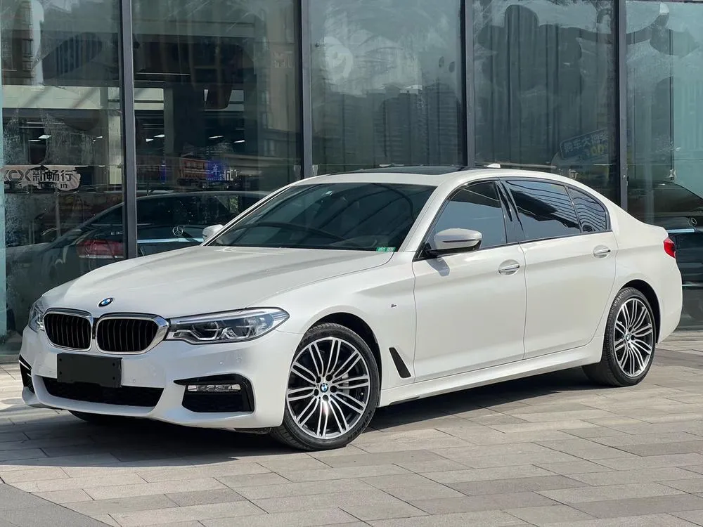 BMW 5-Series, 2018