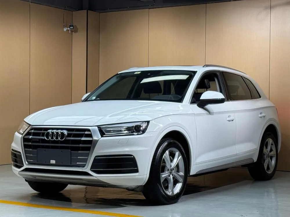 Audi Q5L Facelift 40 TFSI Version, 2020 — фото 1