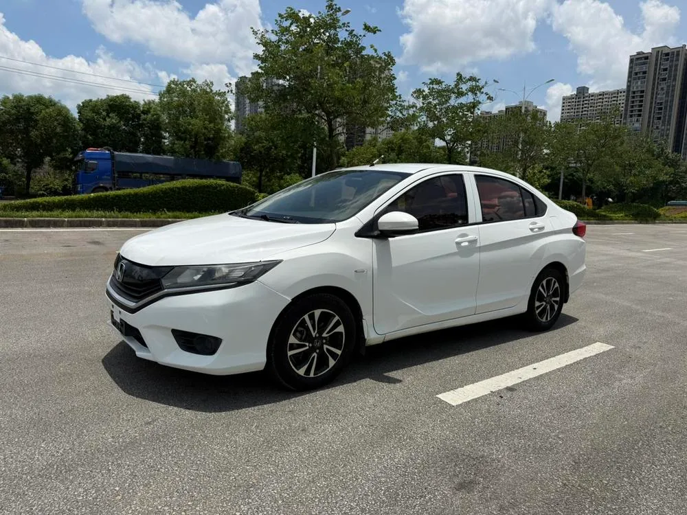 Honda Greiz 1.5L CVT Classic Edition, 2016 — фото 1