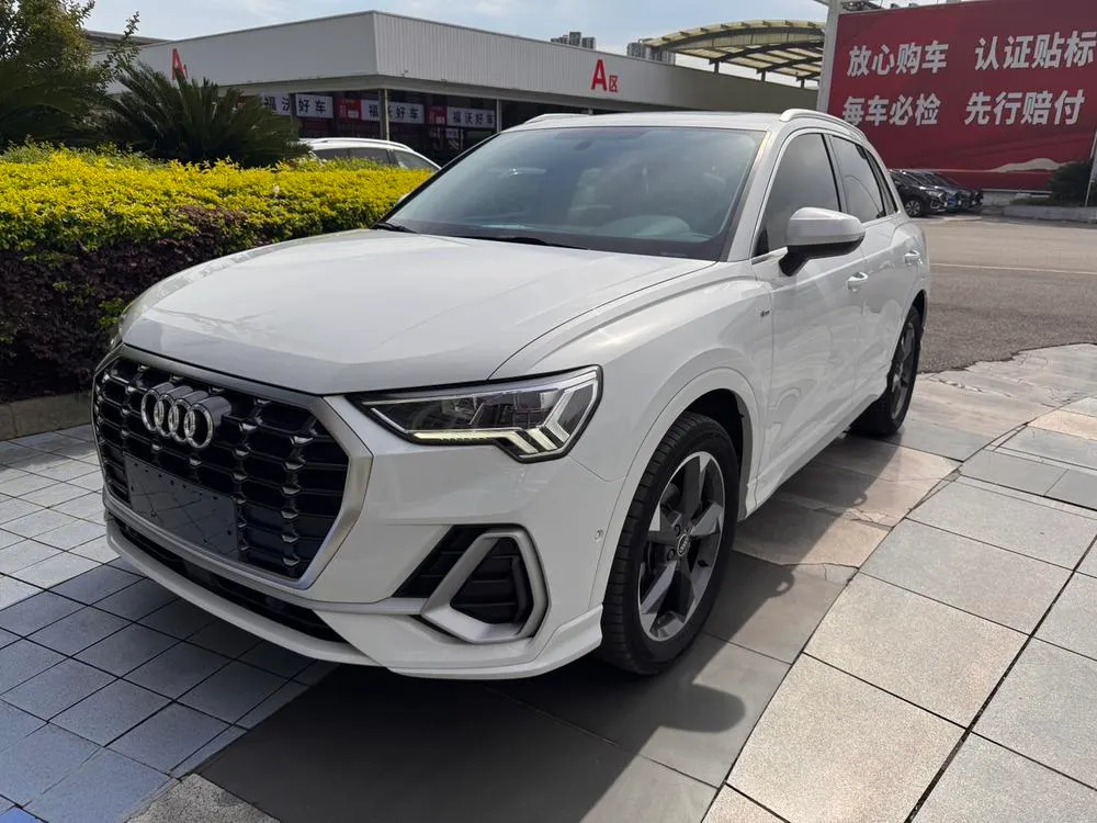 Audi Q3 35 TFSI Fashion Version, 2023 — фото 1