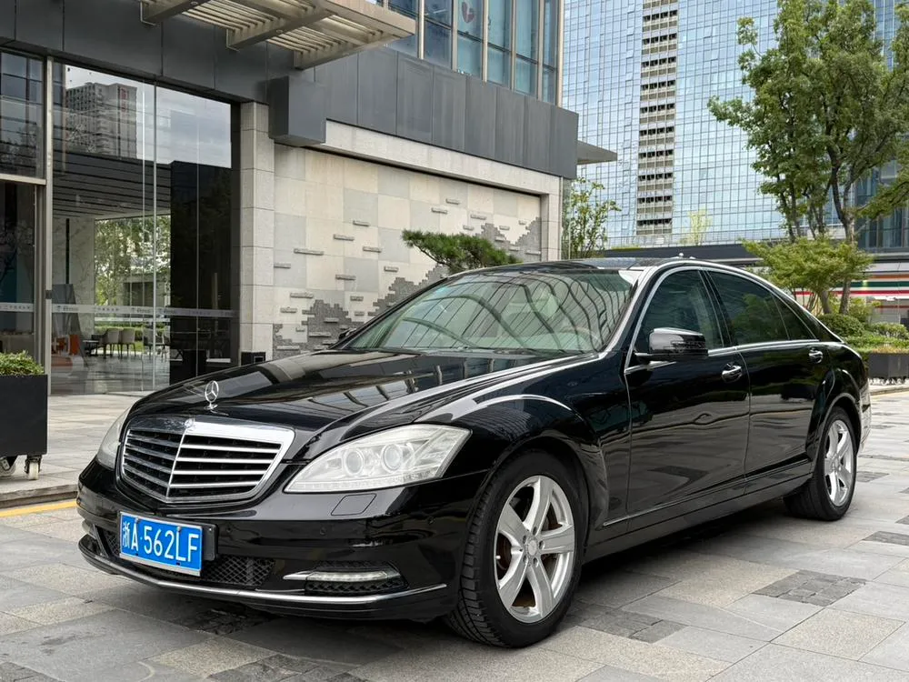 Mercedes-Benz S-Class, 2010