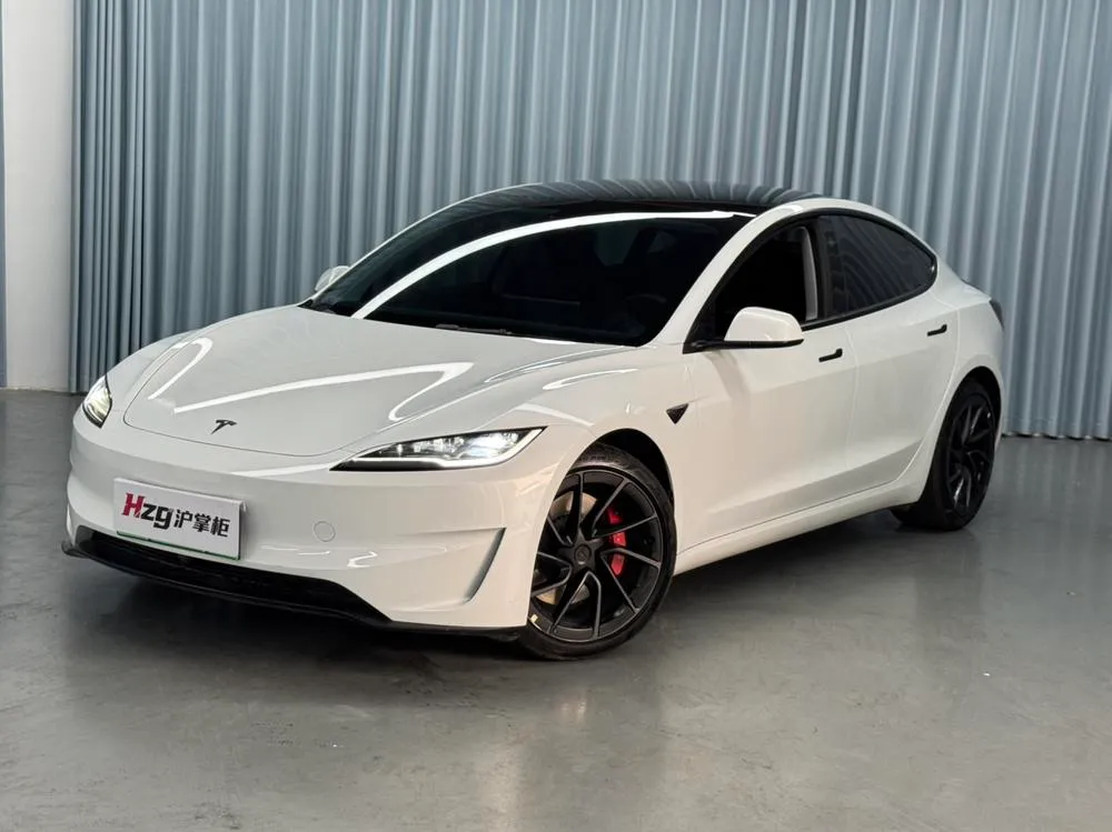 Tesla Model 3, 2025