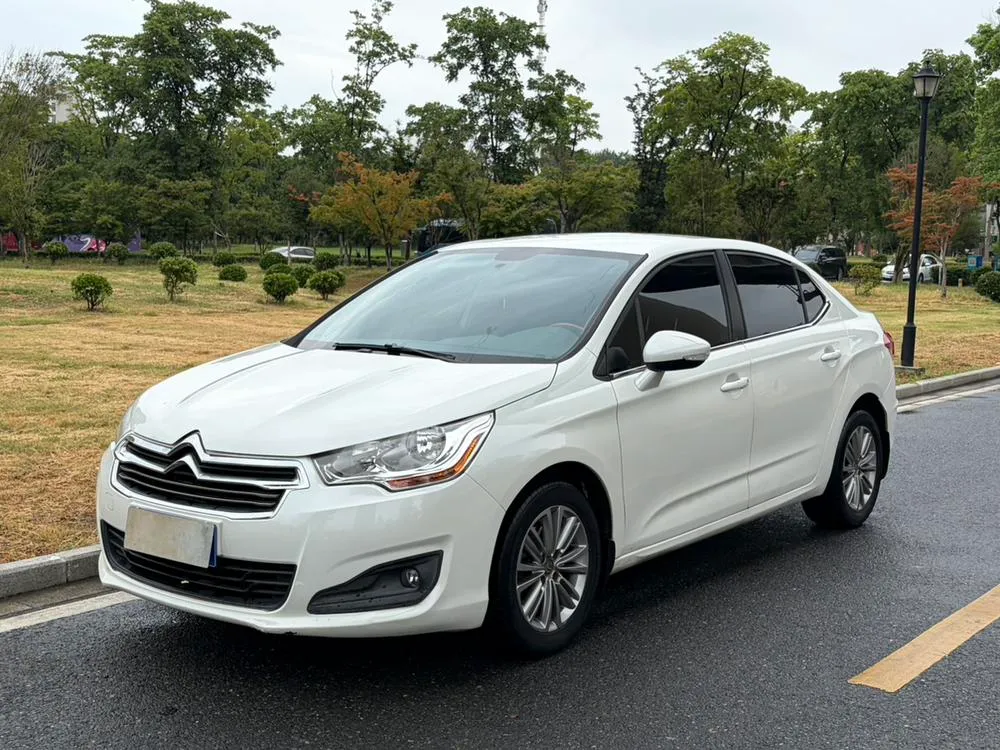 Citroen Citroën C4L, 2013