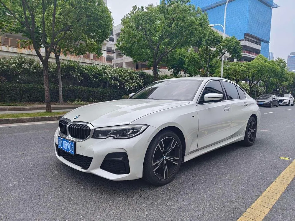 BMW 3-Series, 2021