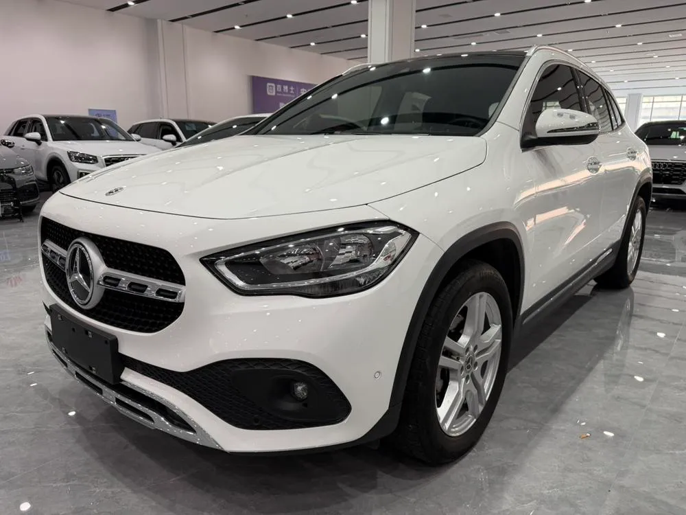 Mercedes-Benz GLA, 2022