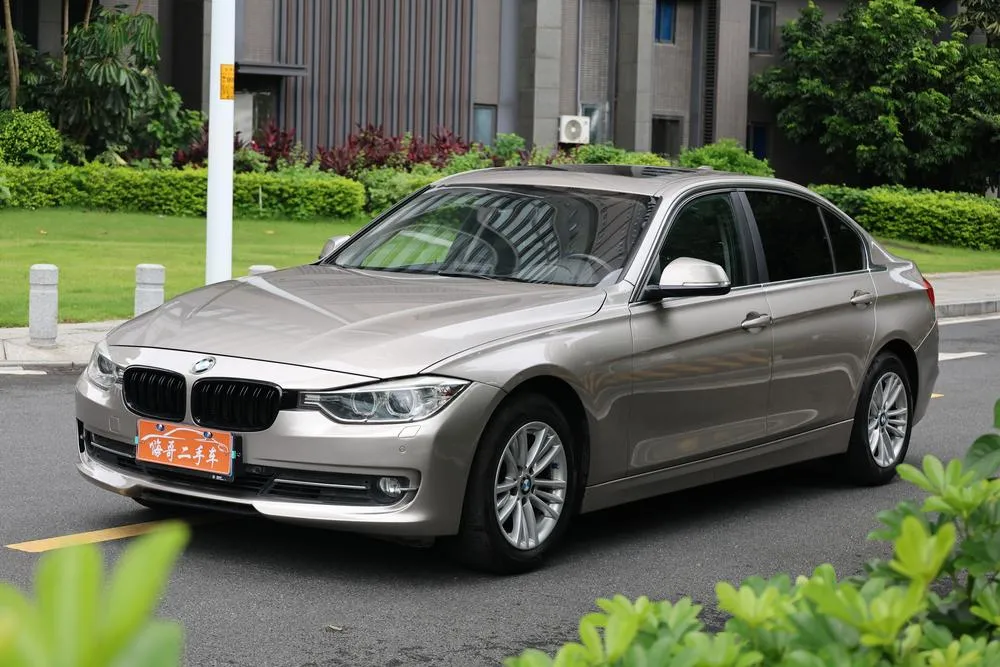 BMW 3-Series, 2015