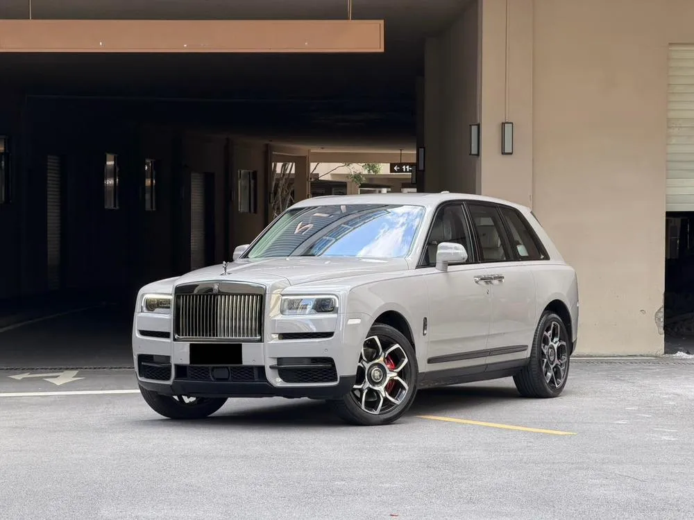 Rolls-Royce Cullinan, 2020