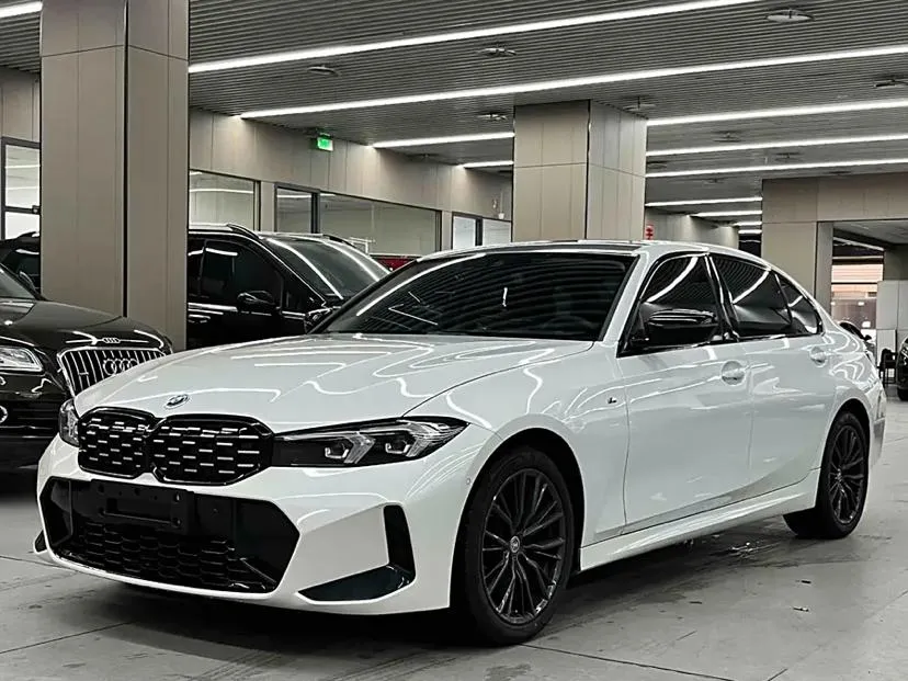 BMW 3-Series, 2023