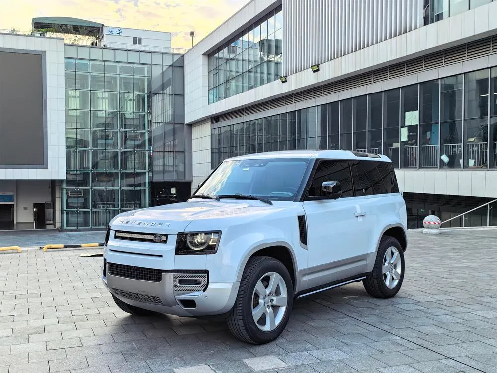 Land Rover Defender, 2022